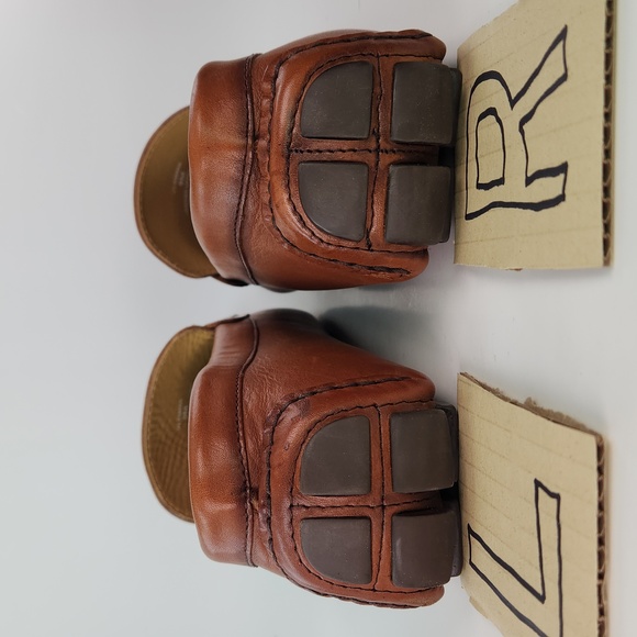 Vince Camuto Leather Loafers Size 9M main image 13